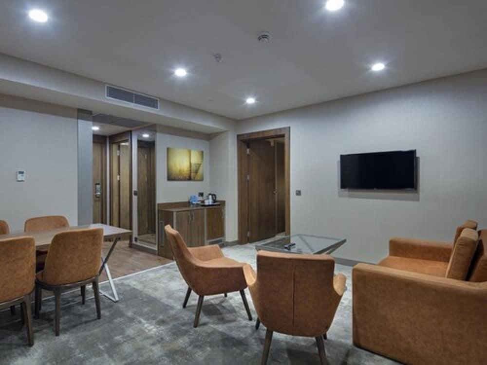 Hilton Garden Inn Yalova Ялова Екстер'єр фото