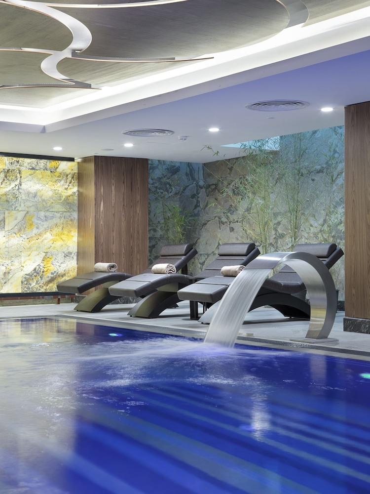 Hilton Garden Inn Yalova Ялова Екстер'єр фото